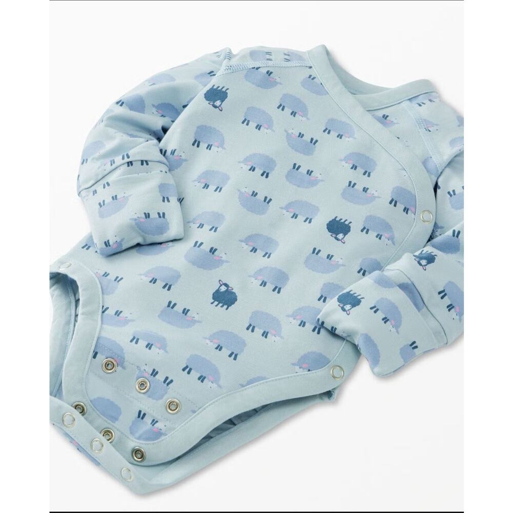 Hanna Andersson Size 70 6-12m Wrap Front Baby Boy Bodysuit EUC